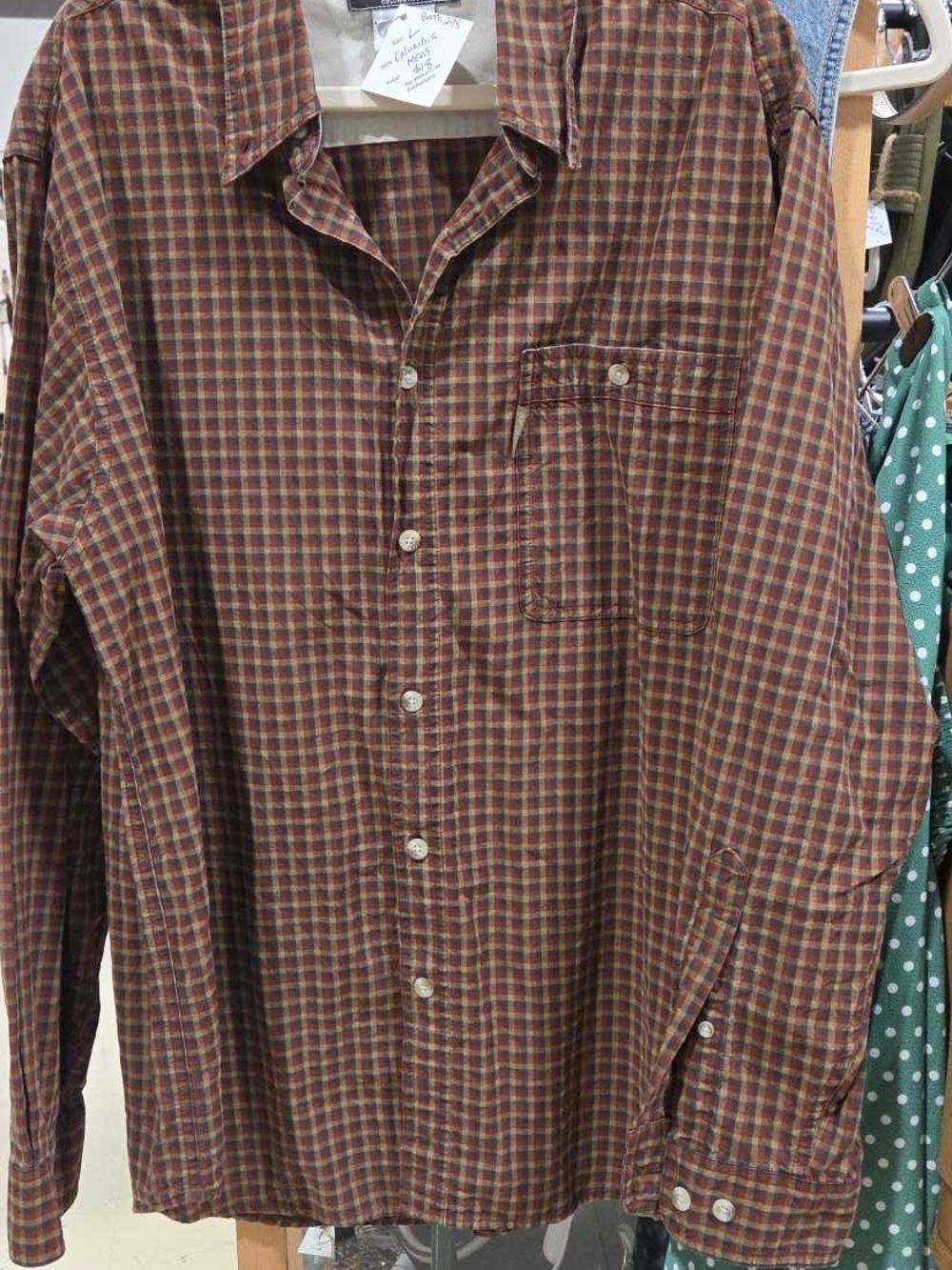 Men's Brown Plaid Button-Down Shirt
